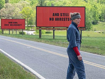 سه بیلبورد خارج از ابینگ، میزوری 2017 - نقد فیلم به همراه تریلر (بدون اسپویل)